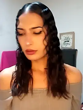 Snapshot of Lanna_hott_ chatting on 03-18-25, 12:58 Lanna hott online show from 03-18-25, 12:58