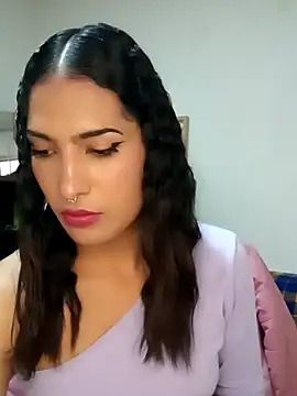 Snapshot of Lanna_hott_ chatting on 03-19-25, 07:27 Lanna hott online show from 03-19-25, 07:27
