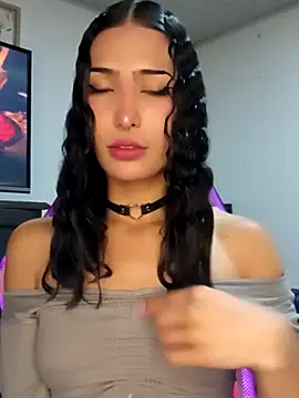 Snapshot of Lanna_hott_ chatting on 09-16-25, 06:42 Lanna hott online show from 09-16-25, 06:42