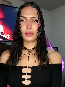 Snapshot of Lanna_hott_ chatting on 10-04-25, 11:08 Lanna hott online show from 10-04-25, 11:08