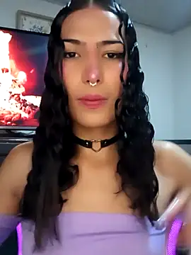 Snapshot of Lanna_hott_ chatting on 10-12-25, 10:36 Lanna hott online show from 10-12-25, 10:36