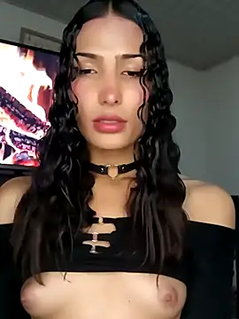 Lanna hott  online show from 11-21-25, 11:25