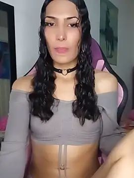 Snapshot of Lanna_hott_ chatting on 05-16-26, 07:45 Lanna hott online show from 05-16-26, 07:45