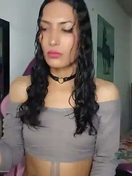 Snapshot of Lanna_hott_ chatting on 05-25-26, 12:00 Lanna hott online show from 05-25-26, 12:00