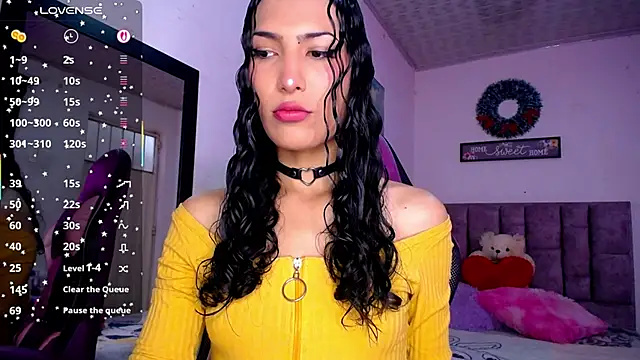 Snapshot of Lanna_hott_ chatting on 06-06-26, 12:10 Lanna hott online show from 06-06-26, 12:10
