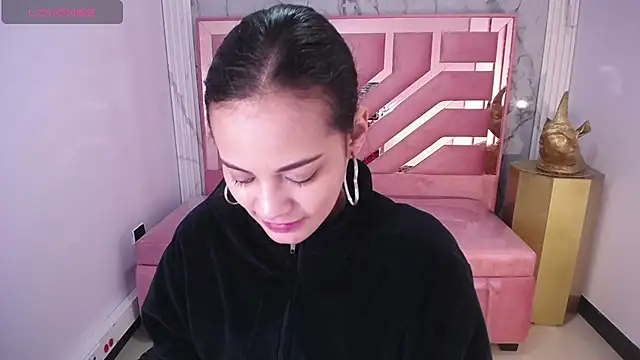 Snapshot of Tyna_ch chatting on 12-06-24, 10:38 Tyna ch online show from 12-06-24, 10:38