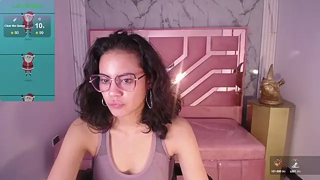Snapshot of Tyna_ch chatting on 12-11-24, 08:18 Tyna ch online show from 12-11-24, 08:18