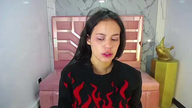 Snapshot of Tyna_ch chatting on 02-20-25, 04:25 Tyna ch online show from 02-20-25, 04:25