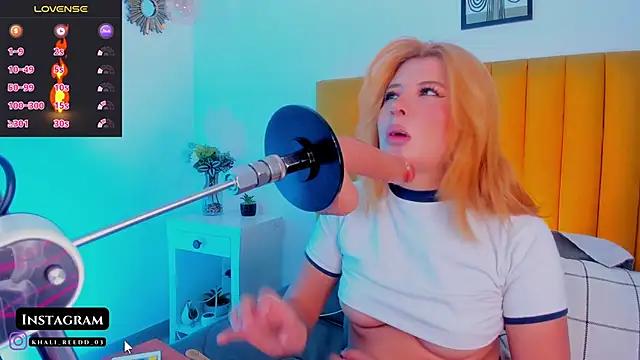 Khali reed  online show from 11-20-25, 04:34