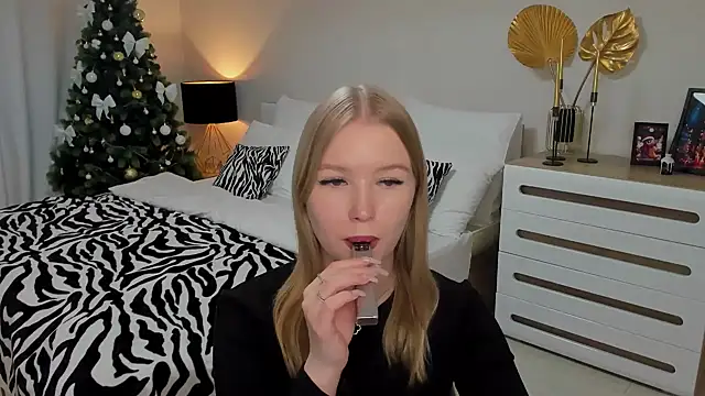 shy  lady online show from 01-10-25, 02:34