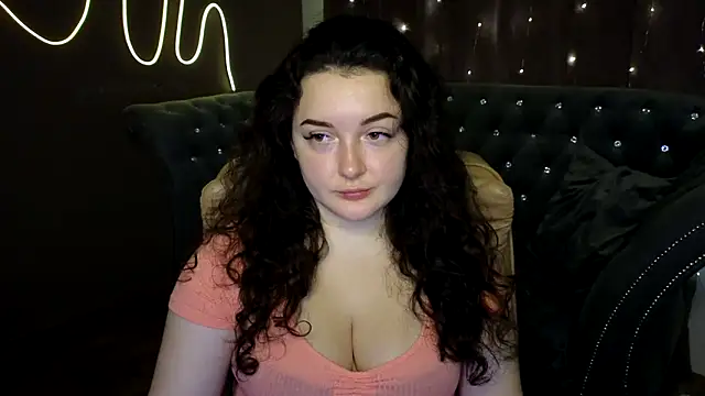 GloriNichols online show from 12-12-24, 07:08