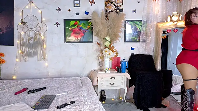 Kyara Queen online show from 04-09-26, 06:02