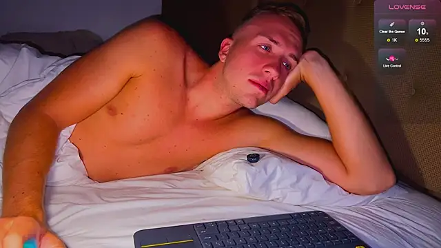 tommy cumfinger online show from 10-30-25, 08:31