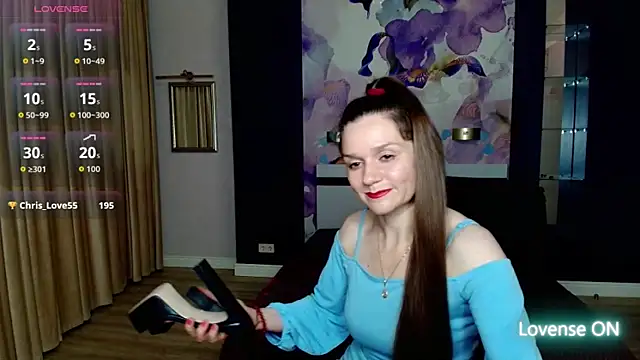 Snapshot of AriaGray chatting on 04-02-26, 10:51 AriaGray online show from 04-02-26, 10:51