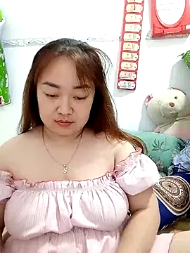 VyOanh2K online show from 02-13-25, 12:43
