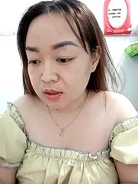 VyOanh2K online show from 03-13-25, 04:01