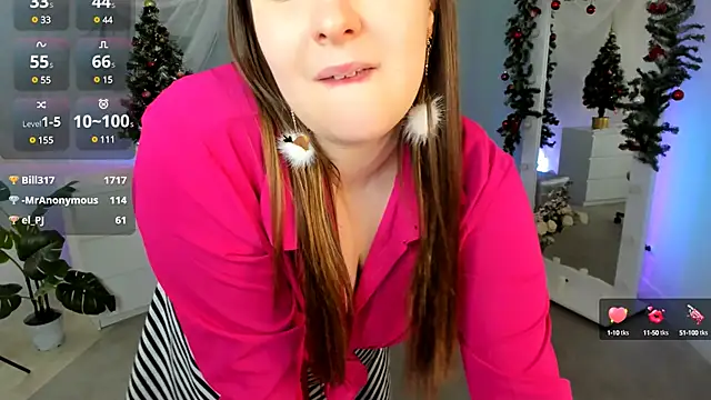 Snapshot of Lattea chatting on 12-25-24, 04:33 Lattea online show from 12-25-24, 04:33