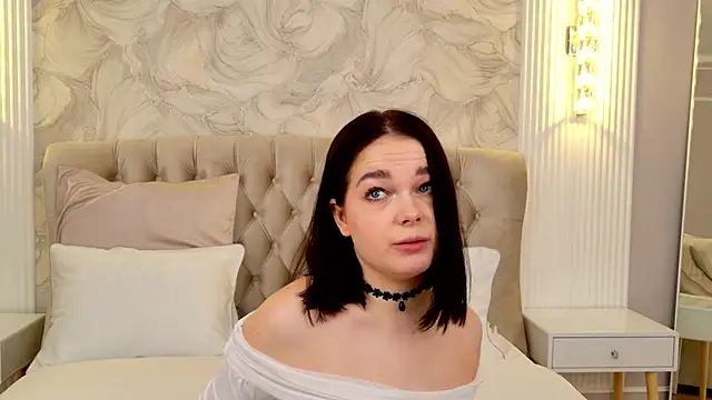 Snapshot of DeniseReese chatting on 03-04-25, 04:49 DeniseReese online show from 03-04-25, 04:49