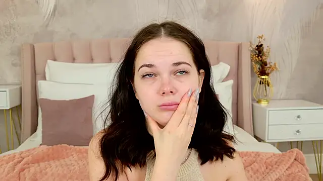 Snapshot of DeniseReese chatting on 10-20-25, 03:07 DeniseReese online show from 10-20-25, 03:07