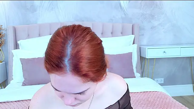 Snapshot of DeniseReese chatting on 11-04-25, 02:32 DeniseReese online show from 11-04-25, 02:32