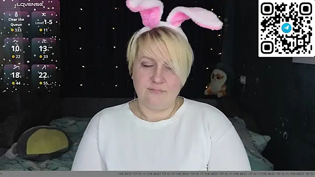 CuteHanna online show from 04-05-26, 11:57