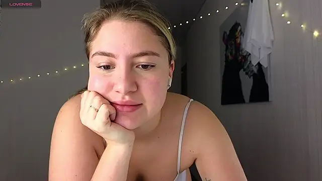 Yassyaaa online show from 01-26-25, 02:24