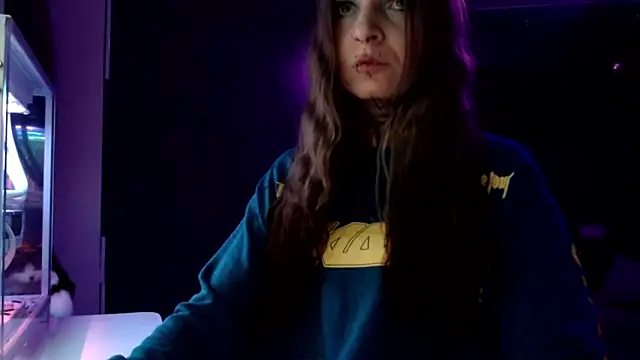 InesGold online show from 01-28-25, 03:25