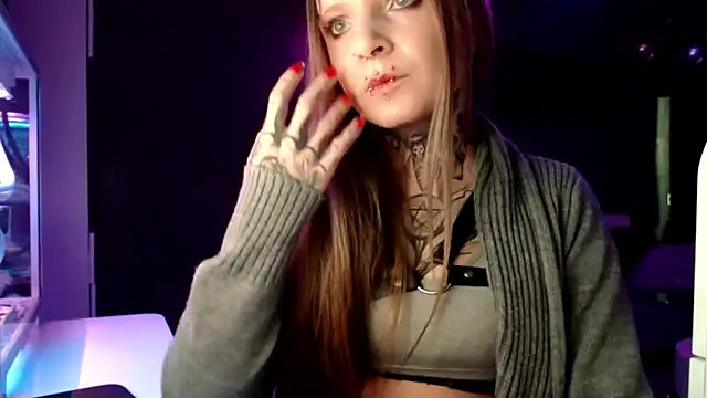 InesGold online show from 02-08-25, 03:21