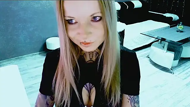 InesGold online show from 10-28-25, 08:18