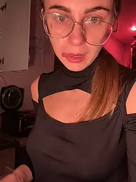 GraceTorrez online show from 12-19-24, 12:56