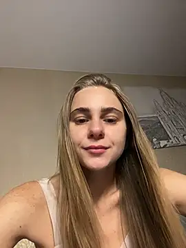 GraceTorrez online show from 10-24-25, 04:14