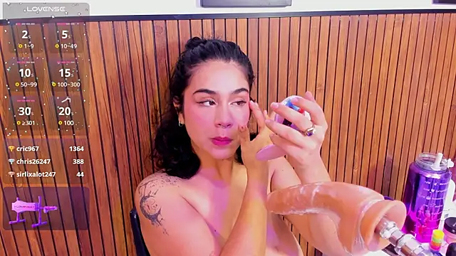 zyle boobs online show from 12-15-24, 11:20