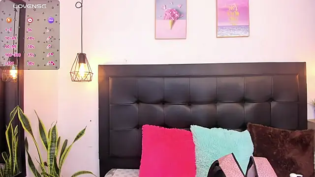 Snapshot of sweet_abby1 chatting on 12-05-24, 12:33 sweet abby1 online show from 12-05-24, 12:33