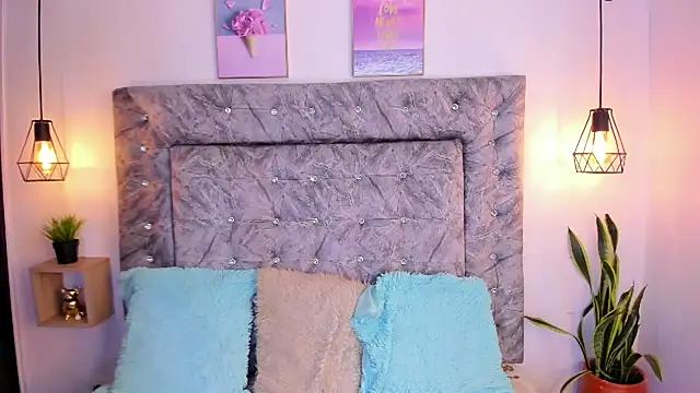 Snapshot of sweet_abby1 chatting on 09-13-25, 12:27 sweet abby1 online show from 09-13-25, 12:27