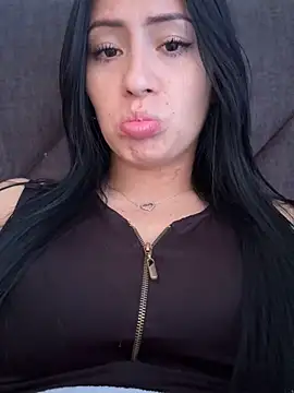 Snapshot of Sara_luna_ chatting on 03-20-25, 03:04 Sara luna  online show from 03-20-25, 03:04