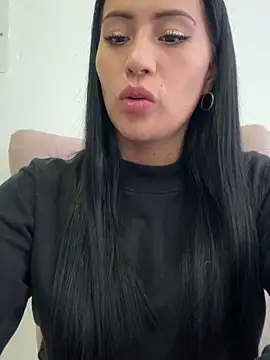 Sara luna  online show from 02-18-26, 09:55