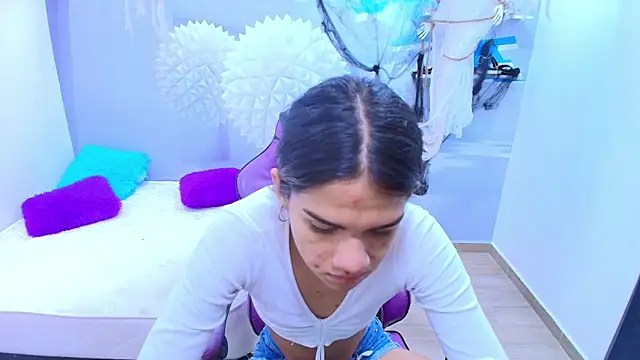 DEMI LEED online show from 10-31-25, 12:28