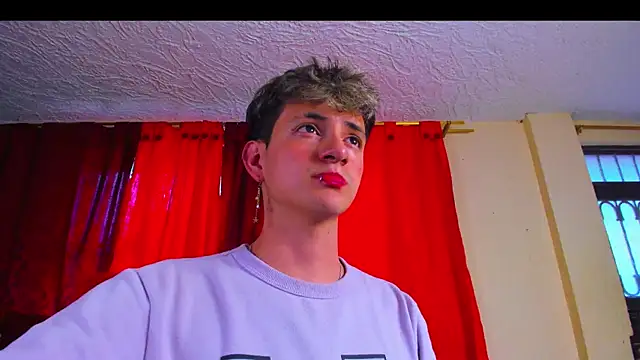 GabyThoms online show from 01-31-25, 09:37