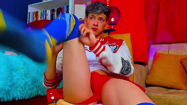 GabyThoms online show from 02-27-25, 07:47