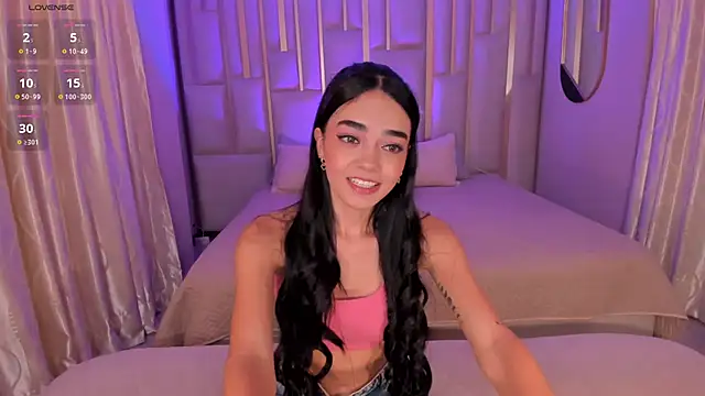 Snapshot of LucianaMillerX chatting on 12-12-24, 08:10 LucianaMillerX online show from 12-12-24, 08:10