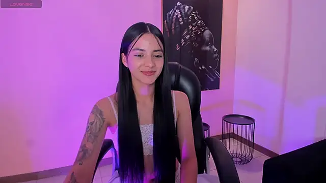 HannahJamesX online show from 03-02-25, 07:56