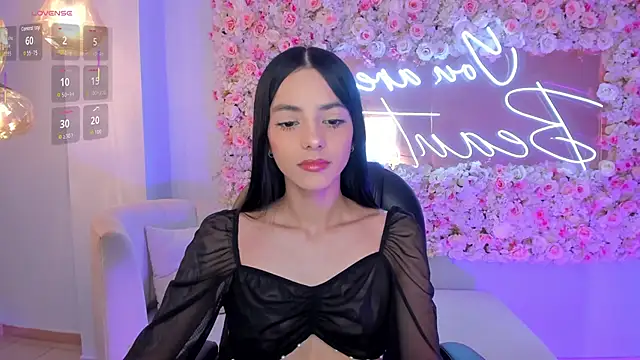 HannahJamesX online show from 01-18-26, 11:30