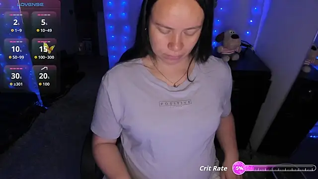 Snapshot of milysauria1 chatting on 10-16-25, 01:01 milysauria1 online show from 10-16-25, 01:01