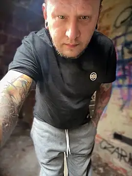 PierreNaked89 online show from 11-09-25, 11:08