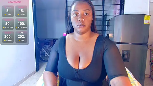 Snapshot of CiaraEbony chatting on 03-02-25, 08:05 CiaraEbony online show from 03-02-25, 08:05
