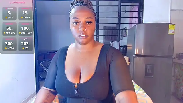 Snapshot of CiaraEbony chatting on 03-07-25, 12:58 CiaraEbony online show from 03-07-25, 12:58