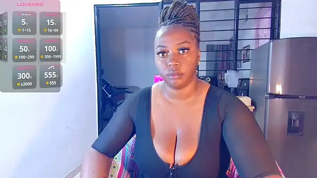 Snapshot of CiaraEbony chatting on 03-11-25, 09:24 CiaraEbony online show from 03-11-25, 09:24