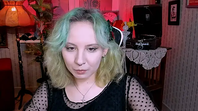 Snapshot of JasmineMilko chatting on 12-27-24, 08:13 JasmineMilko online show from 12-27-24, 08:13