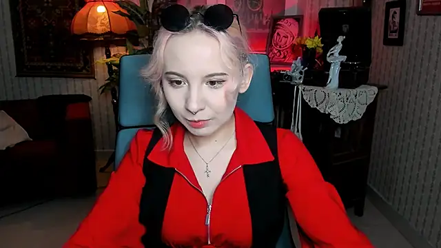 Snapshot of JasmineMilko chatting on 02-26-25, 05:09 JasmineMilko online show from 02-26-25, 05:09