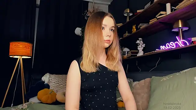 DominikaElis online show from 02-19-25, 08:31